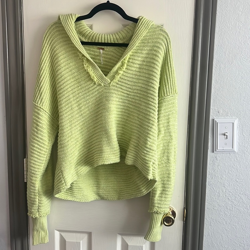 free people light green pullover